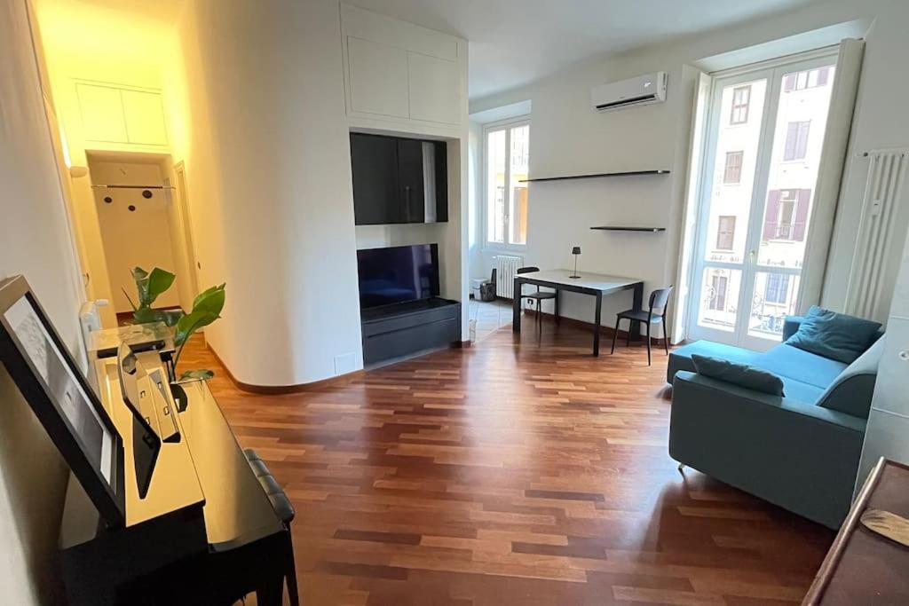 Апартаменты "Iris" Milano Lunigiana In Stazione Centrale Экстерьер фото